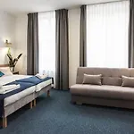 Apartmanhotel Fama Old Town 4*