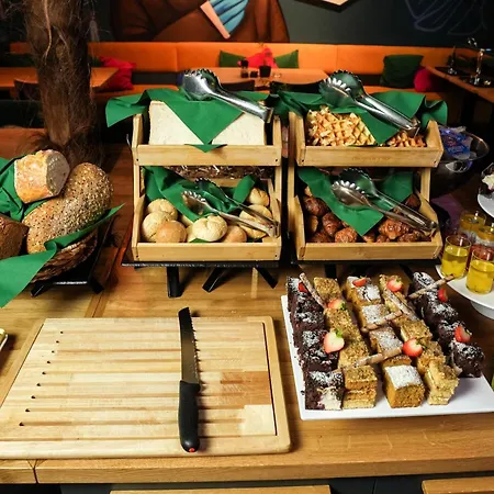 Fama Old Town شقة فندقية 4*