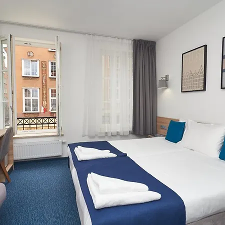 Aparthotel Fama Old Town 3*