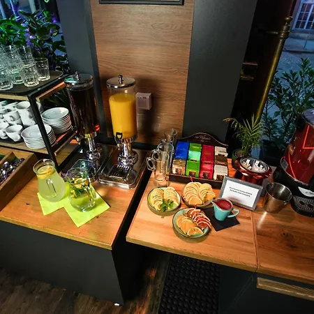 Fama Old Town Aparthotel