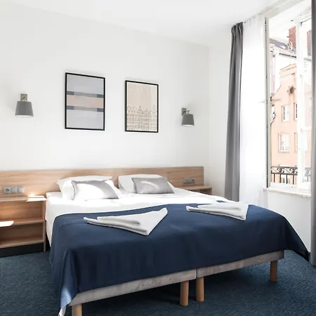 Fama Old Town 4*