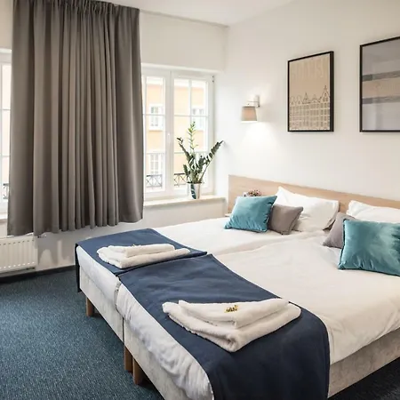 Fama Old Town Aparthotel 4*