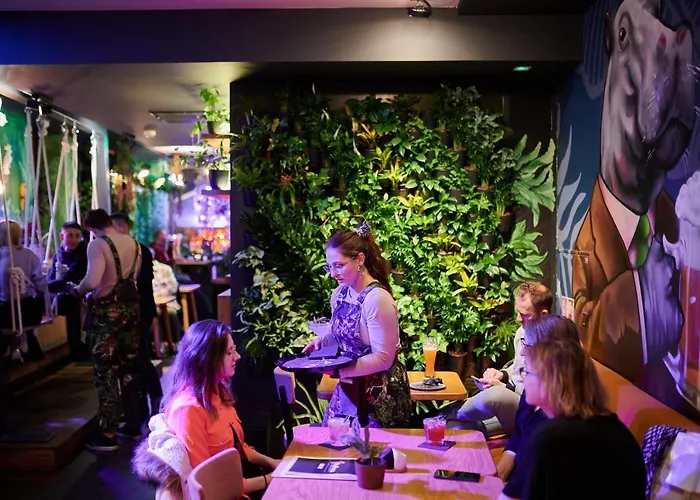 Fama Old Town شقة فندقية